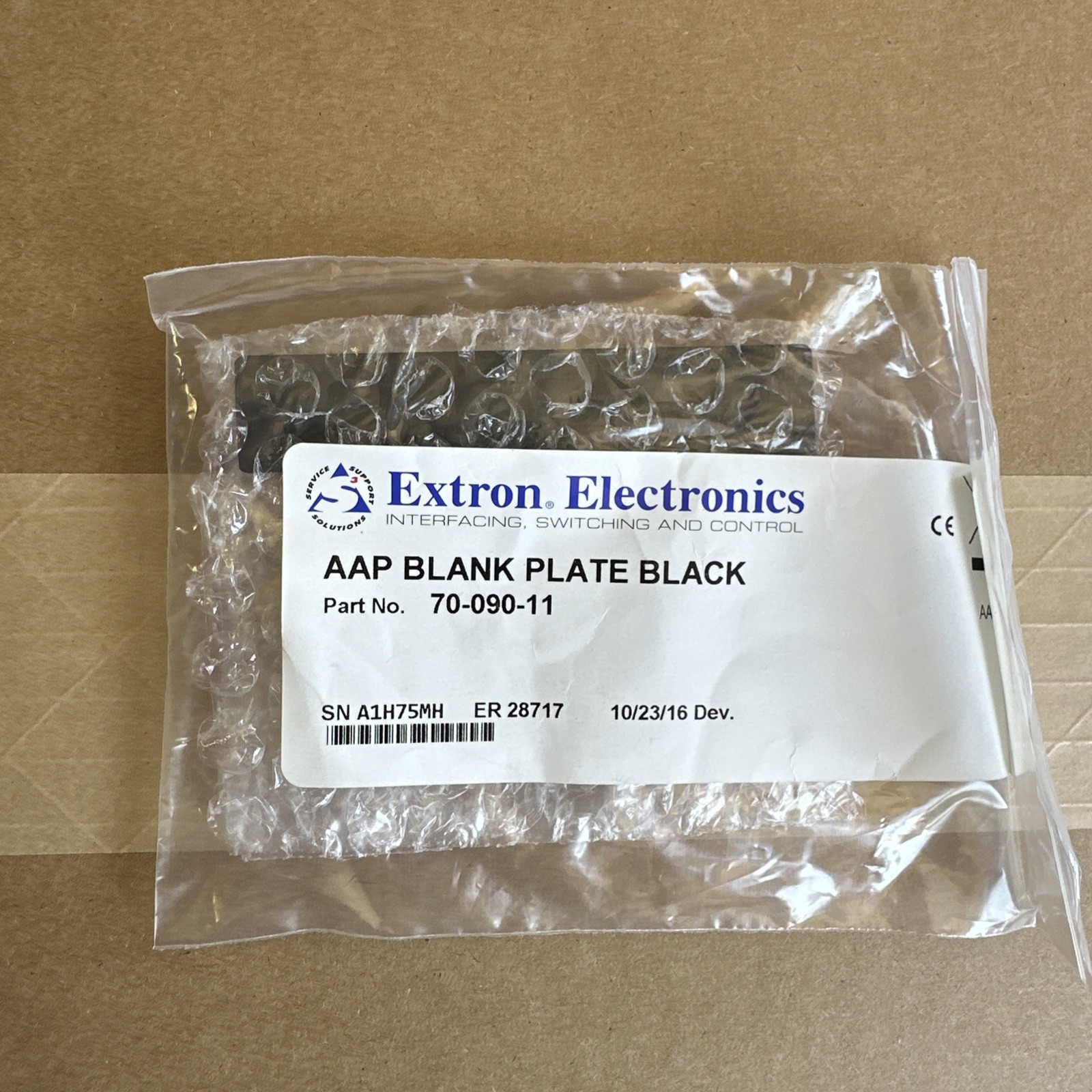 *Brand New* Extron 70-090-11 AAP Blank Plate Black