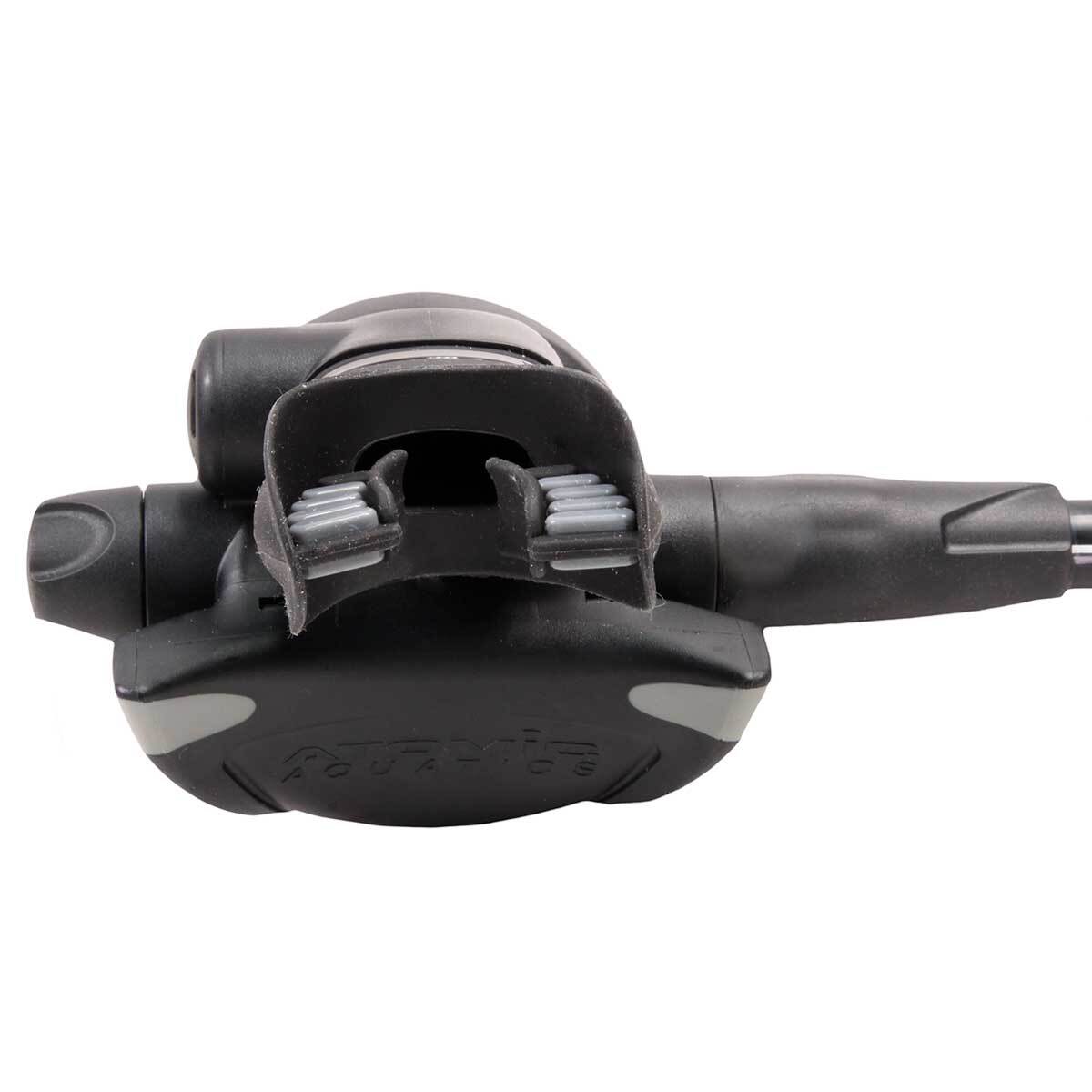 Atomic Z2 Regulator, Yoke