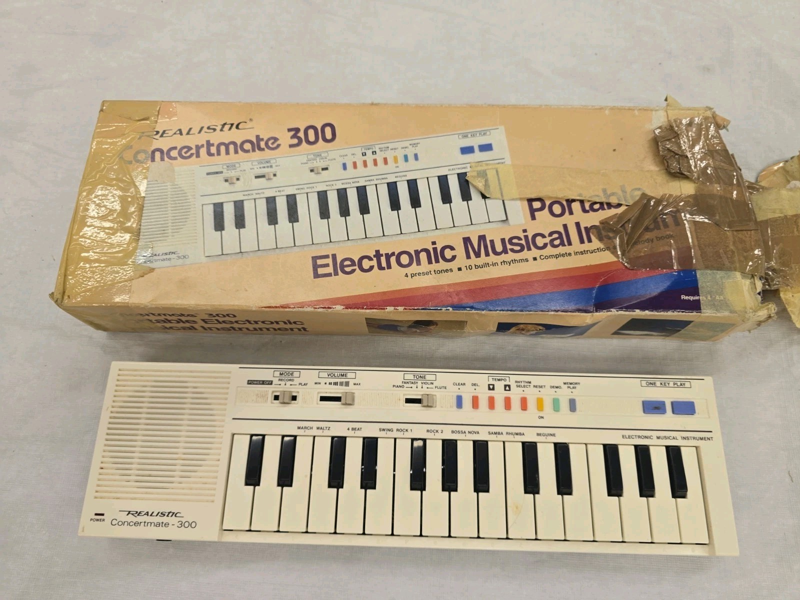 Concertmate 300 Portable Electronic Keyboard Realistic