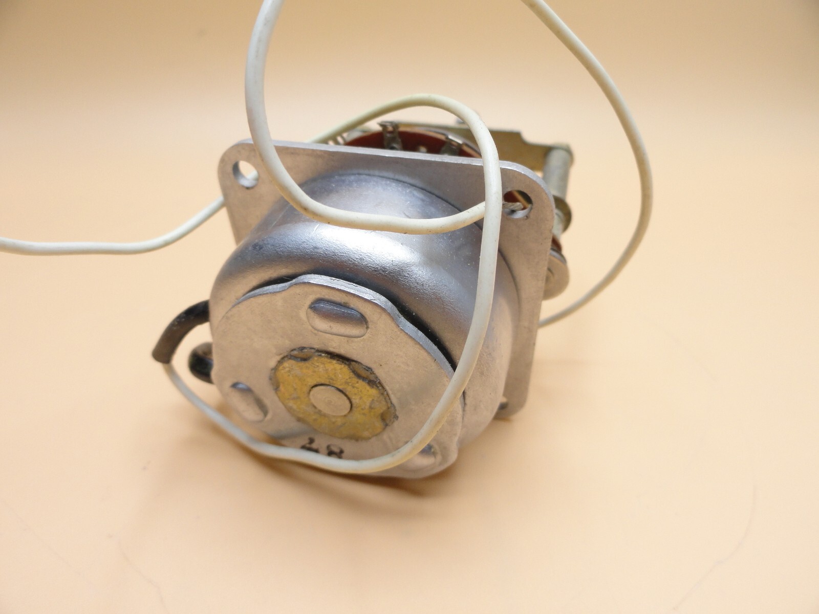 Rotary Electric Solenoid Selector Switch NOS (QTY 1)