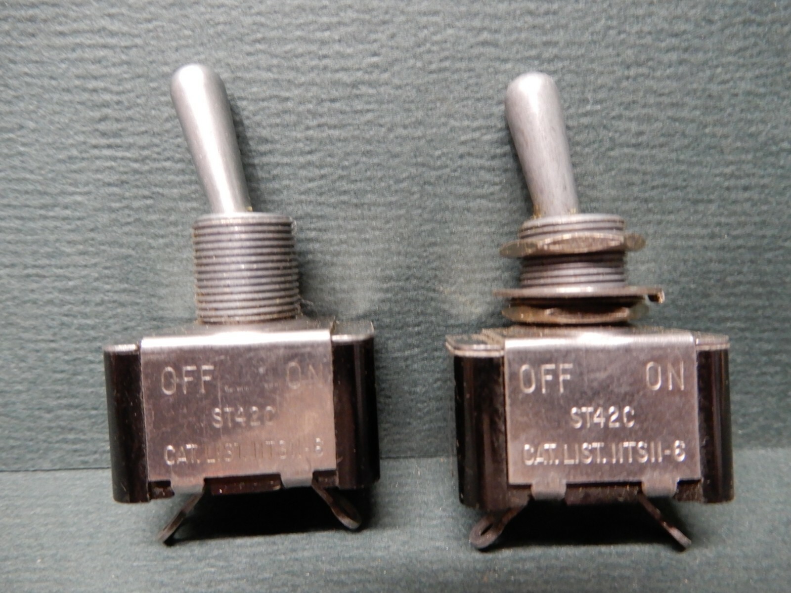 Micro Switch Toggles ST42C Off- On Momentary Some Missing Hardware Qty 2 NOS