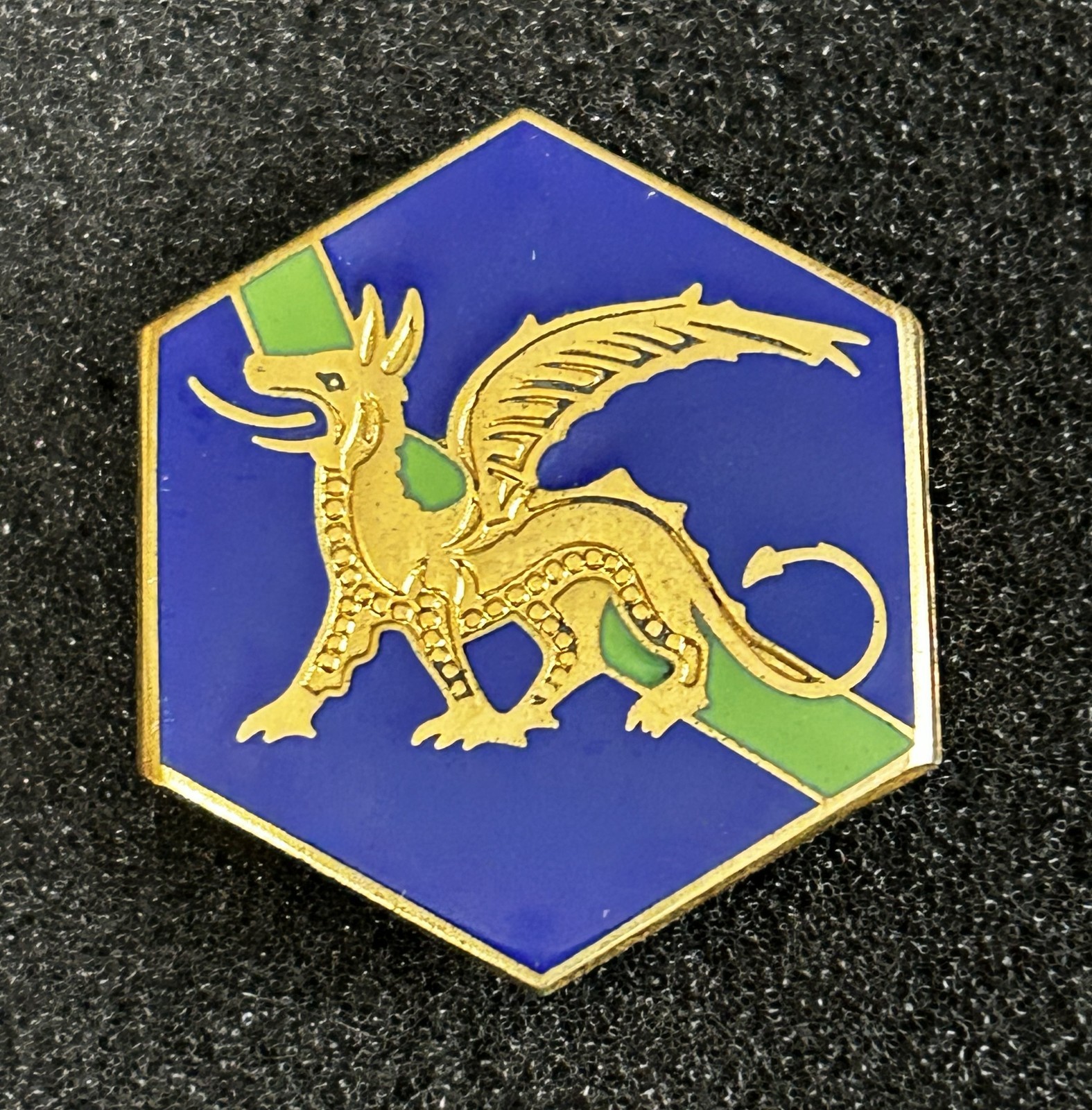 US Army Crest DUI DI: 22nd Chemical Company  (CB, V21)