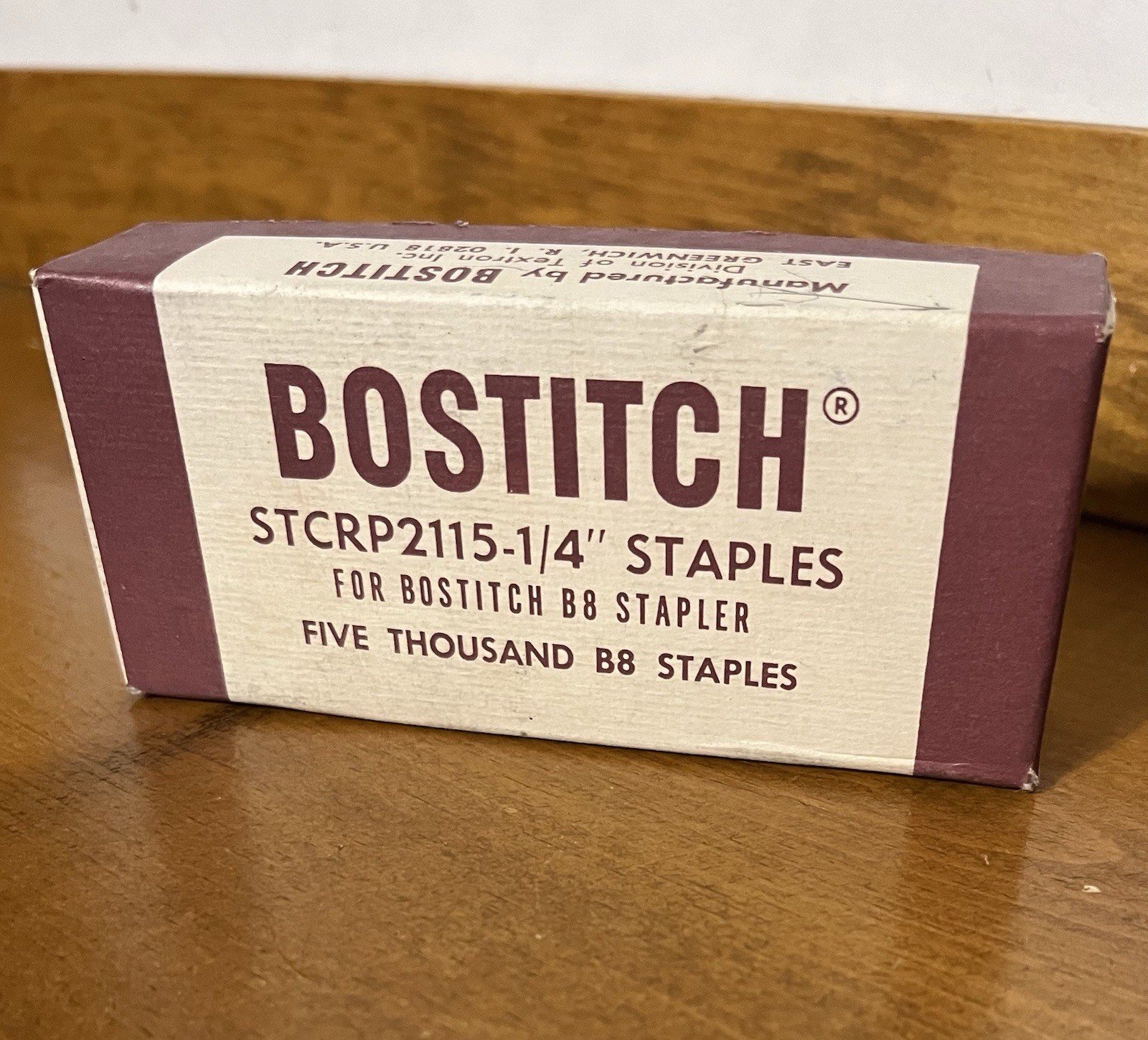 Vintage BOSTITCH B8 Staples - STCRP2115 - 1/4" - UNUSED Box of 5000 - USA * New