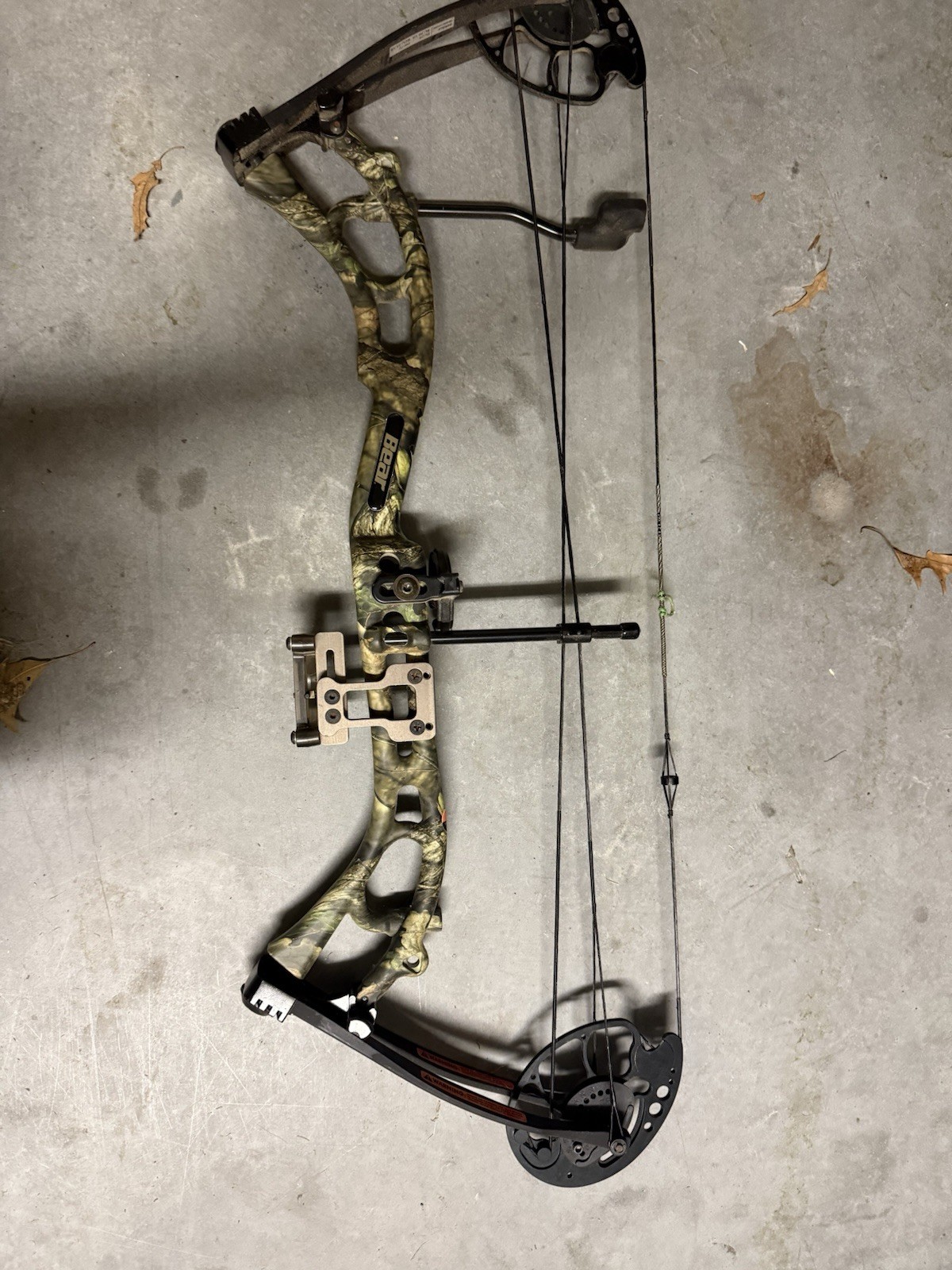 Bear Archery Salute Compound Bow