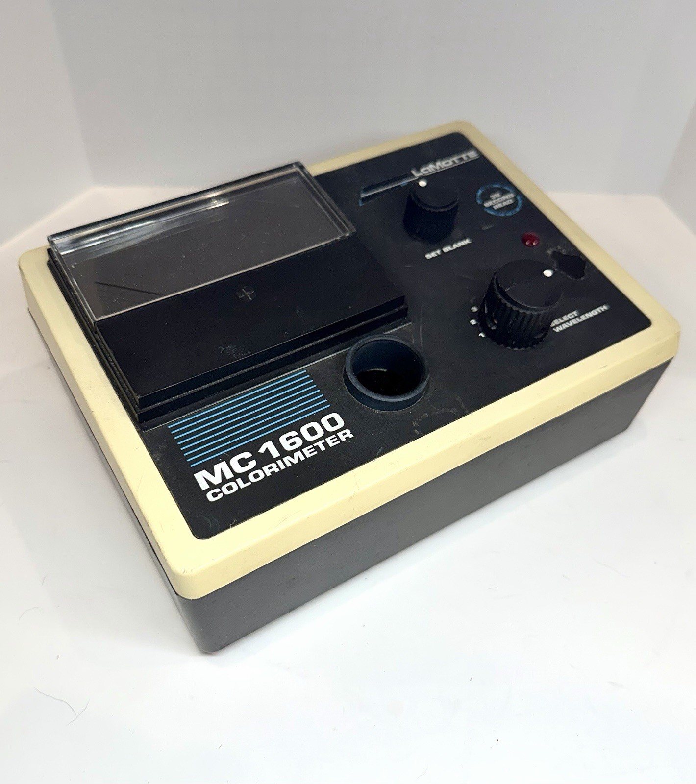 Vintage LaMotte MC 1600 Colorimeter - Not Tested
