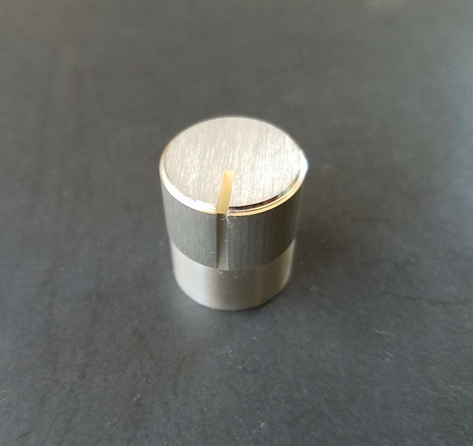 1 Balance / Bass / Treble or Function Knob For a Zenith MC-6020 Receiver