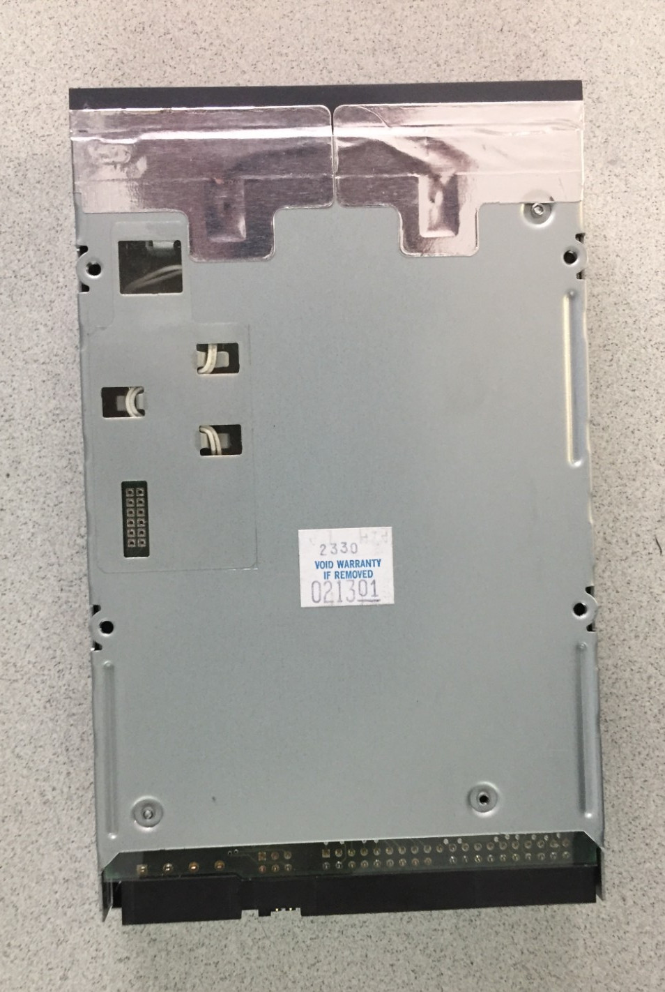 Iomega ZIP Drive 100 Charcoal Bezel - Model Z100ATAPI Internal IDE