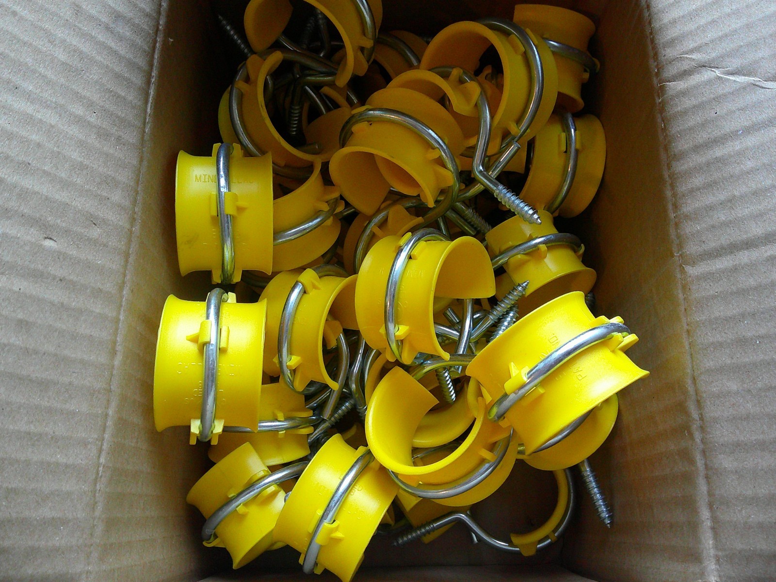"BOX OF 50" NEW MINERALLAC 648RWS BRIDLE RINGS w/ SADDLE, 2"
