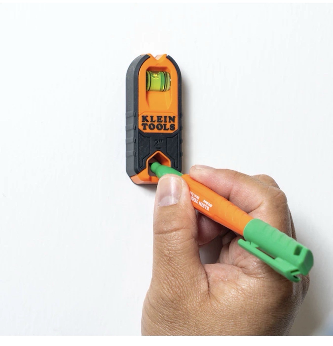 Klein Tools MSF100 Magnetic Stud Finder