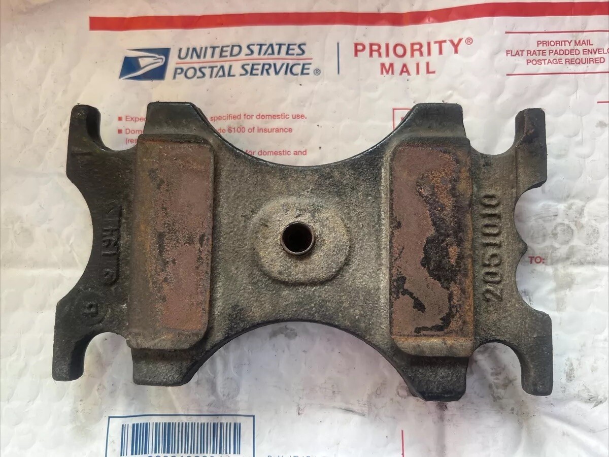 2018-2024 VOLVO VNL 860 REAR LEFT OR RIGHT AXLE SUSPENSION SEAT 2051010