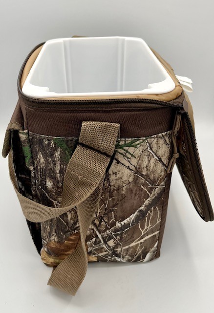 Igloo Realtree Camouflage Soft-Side Cooler Bag NWT