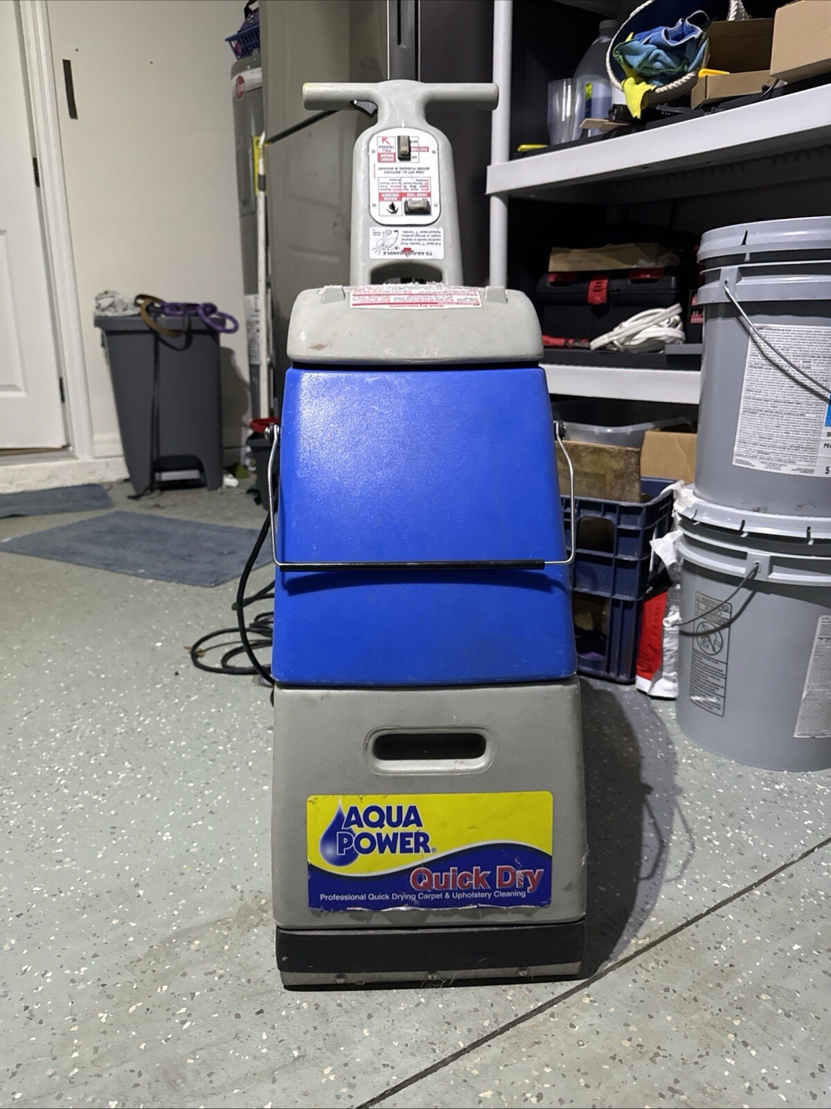 Aqua power Quick dry Hot Water Carpet Extractor “Rug Doctor”