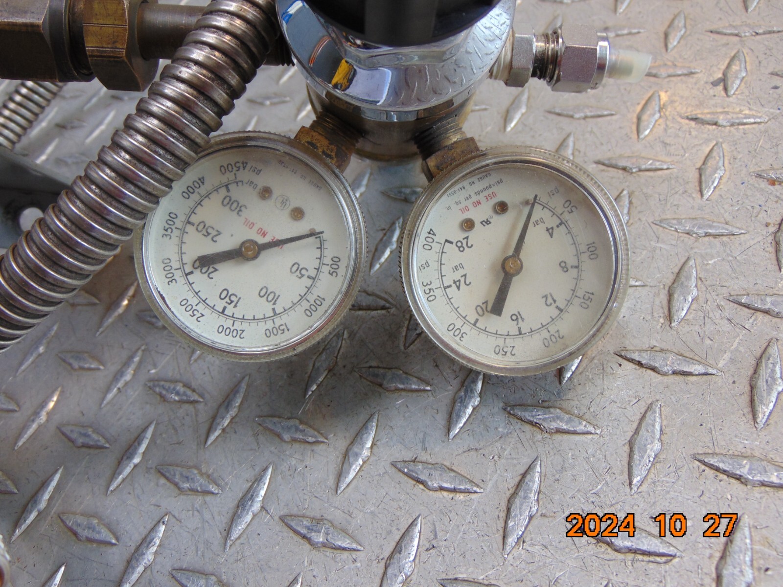 CONCOA 806-5245 CGA-580 REGULATOR INERT GAS
