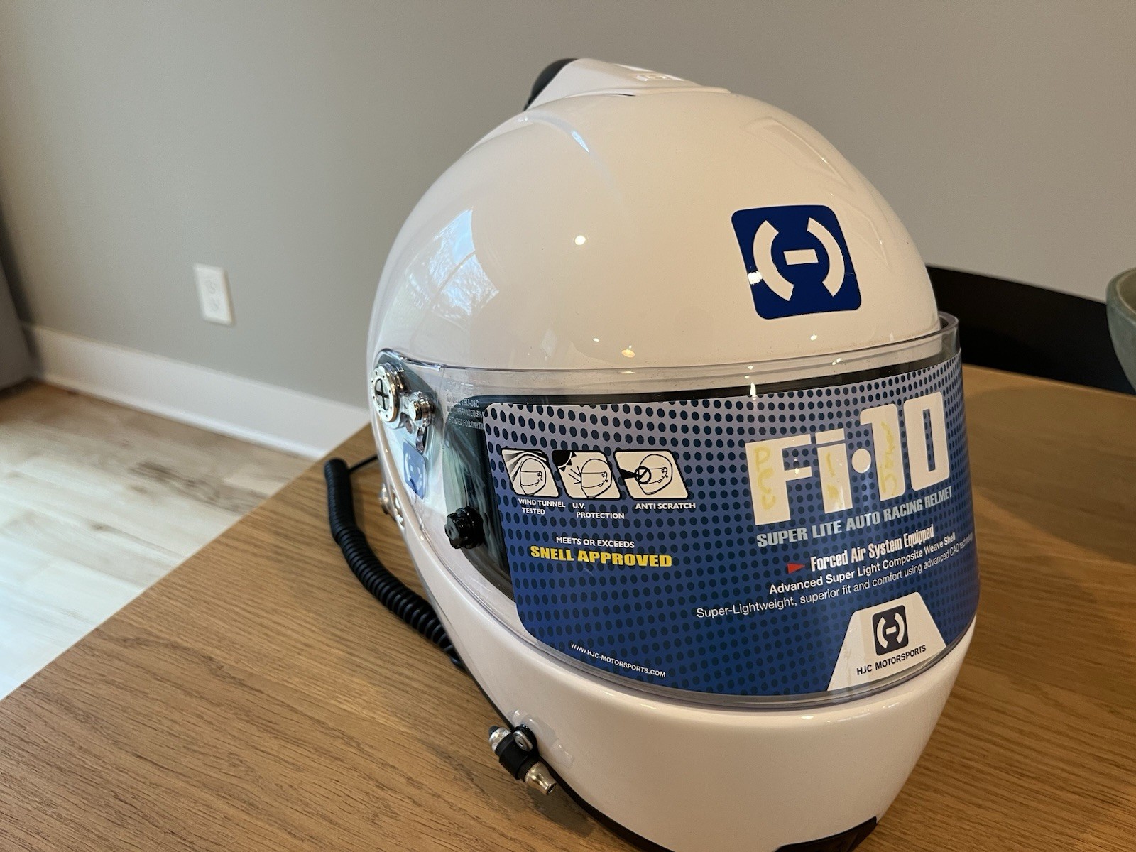 HJC Fi-10 Helmet
