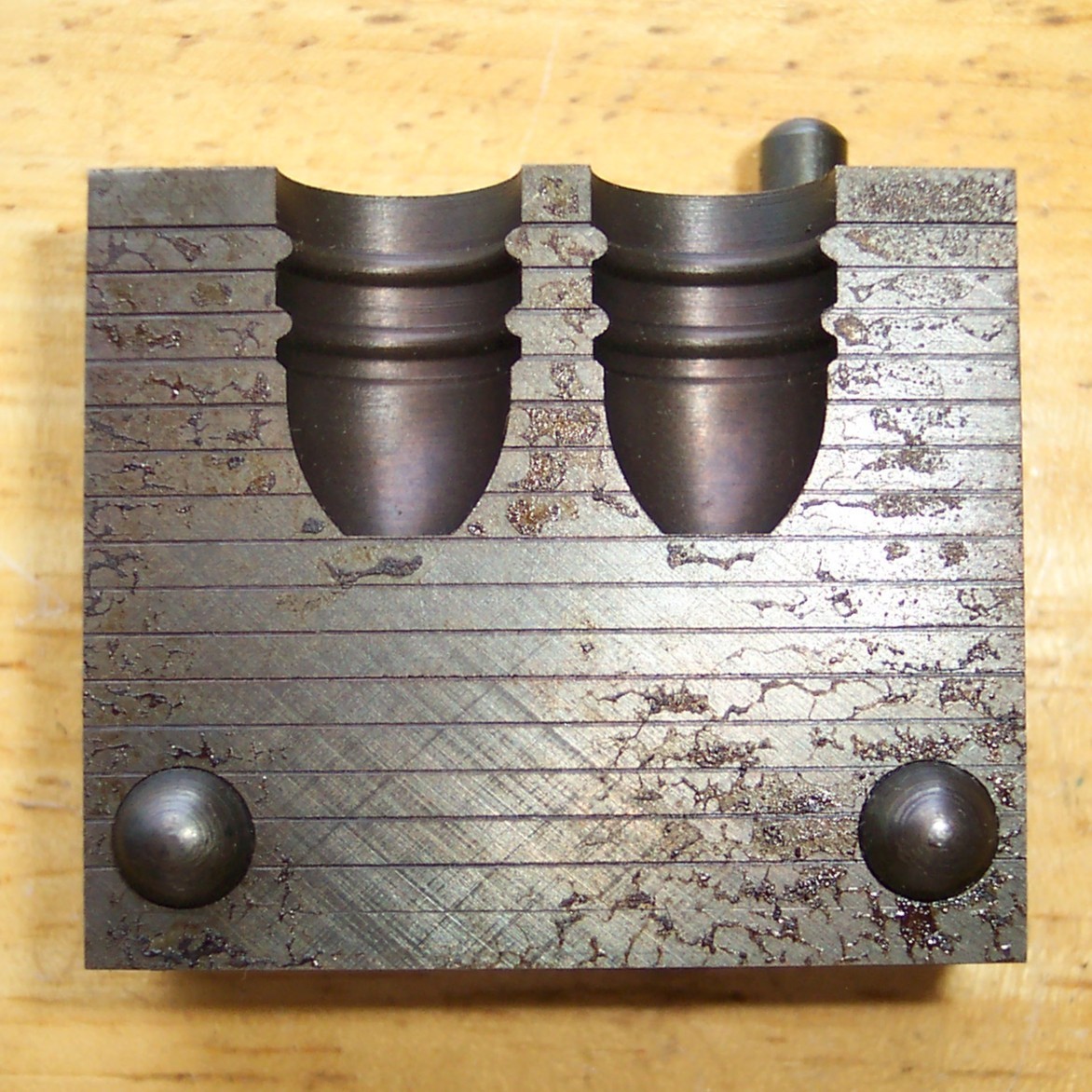 RCBS 45-250-FN .45 CAL 250 GRAIN PLAIN BASE FLAT NOSE BULLET MOLD 45 COLT