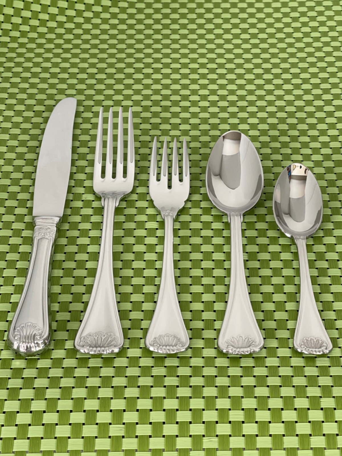 Ricci CELLINI Stainless Argentieri Glossy 18/10 Flatware SMART CHOICE E97VG