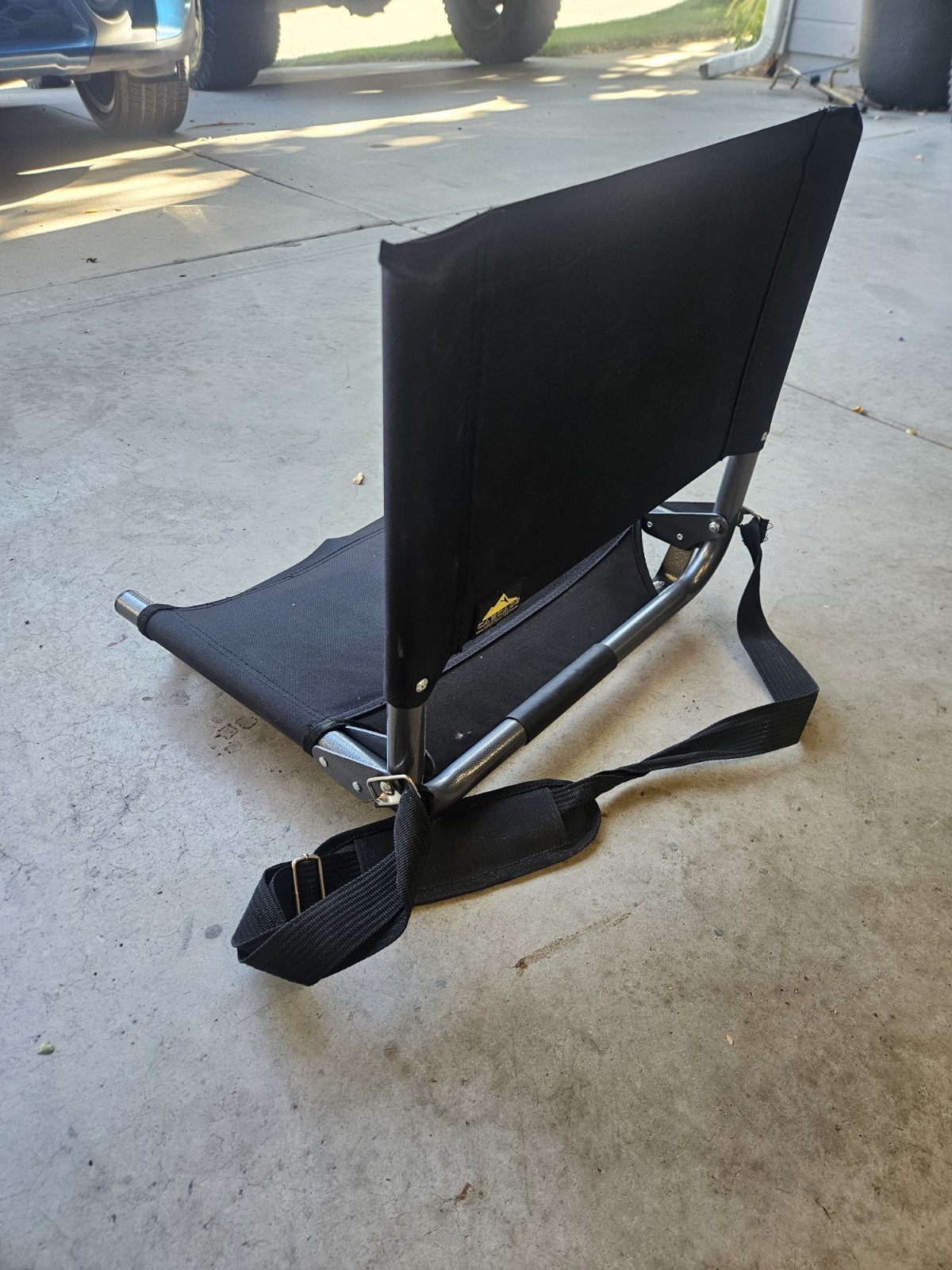 Cascade Technologies Portable Folding Bleacher Seat & Camping Chair FREE SHIP