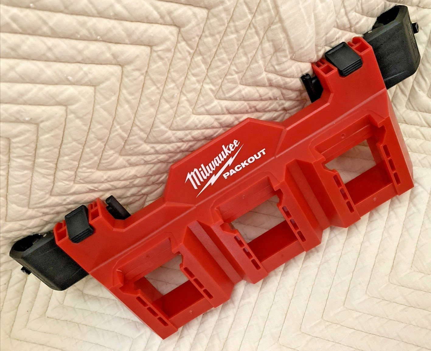 Milwaukee PACKOUT Toolbox Attachment 48-22-8603 M18 Battery Rack