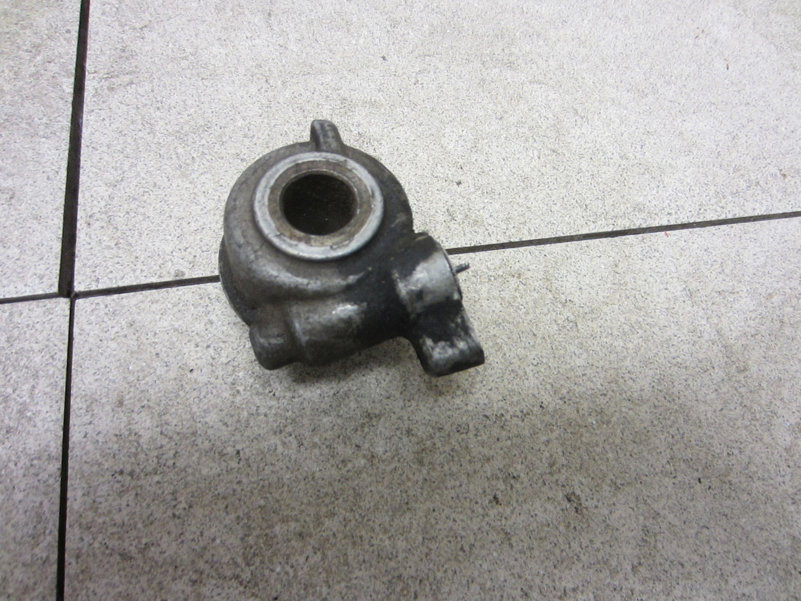 84-85 HONDA INTERCEPTOR 500 VF500F OEM SPEED DRIVE GEAR HUB with CABLE