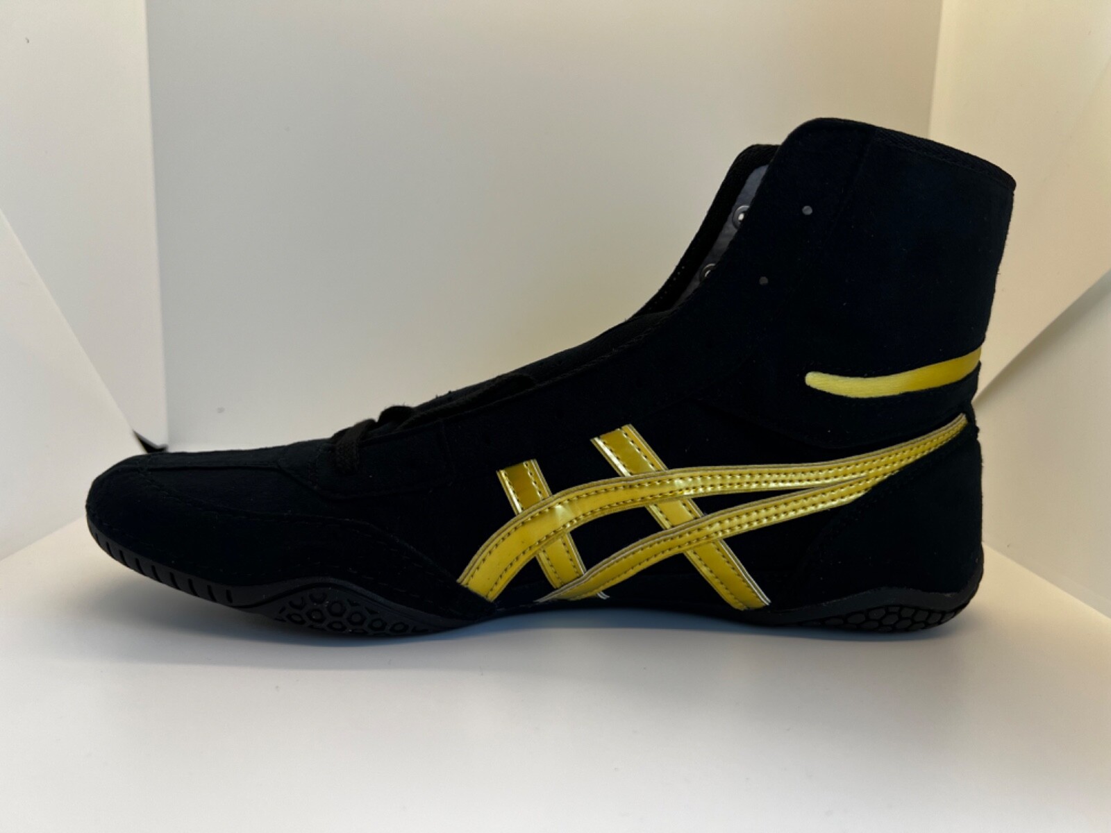 asics Boxing Wrestling Shoes Black Gold Line 1083A001 EX-EO NEW TWR900
