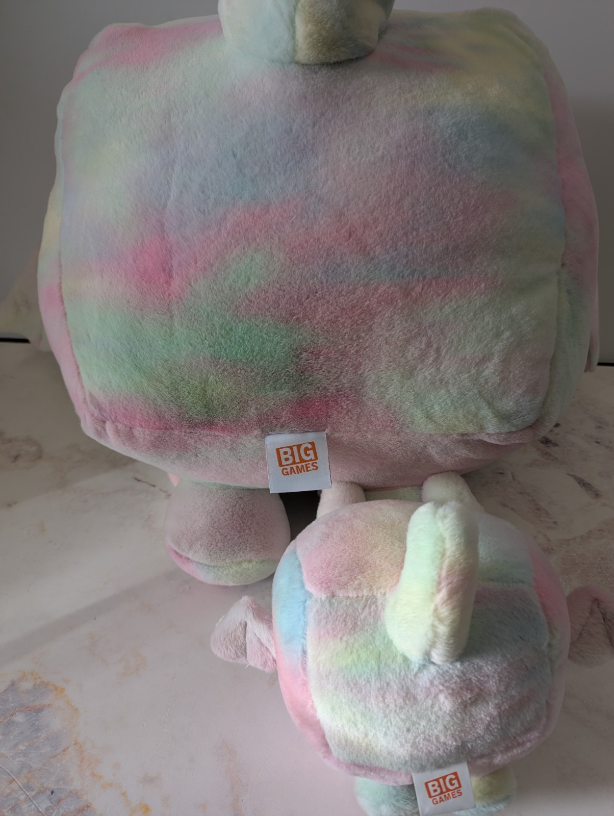 Titanic Tie Dye Dragon Plush (NO CODE) Pet Simulator Big Games Roblox