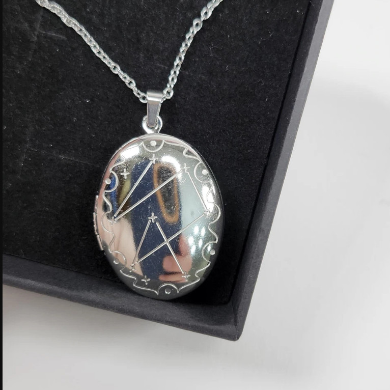 Owlcrate The Invisible Life of Addie Larue-inspired Constellation Locket NIB