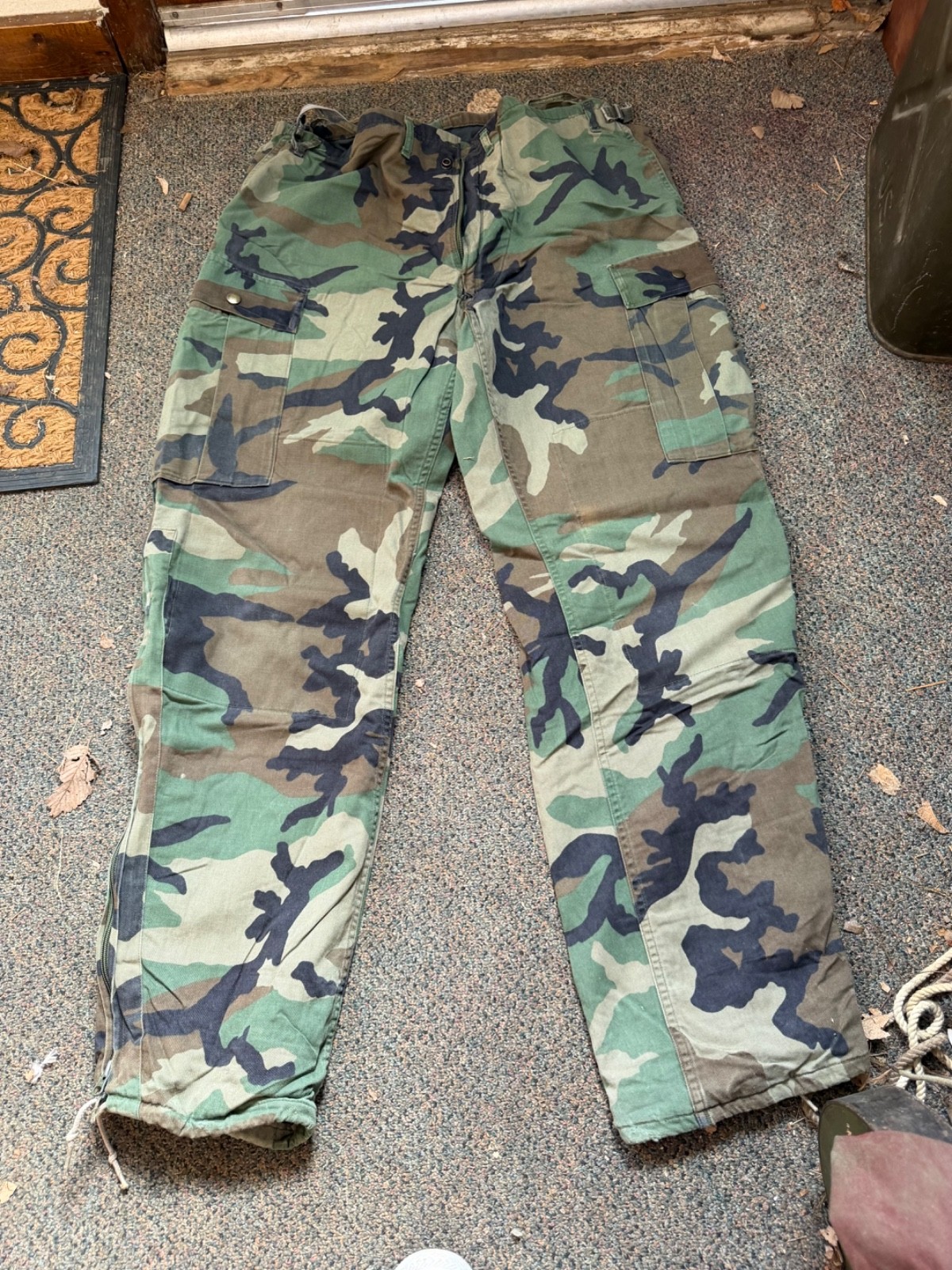 DESERT STORM US ARMY WOODLAND CAMO BDU CHEMICAL SUIT TROUSERS-MEDIUM, 1989