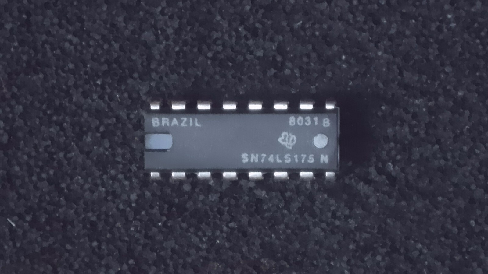 Quantity 10 - Texas Instruments SN74LS175N D-Type Flip-Flop DIP16 - New