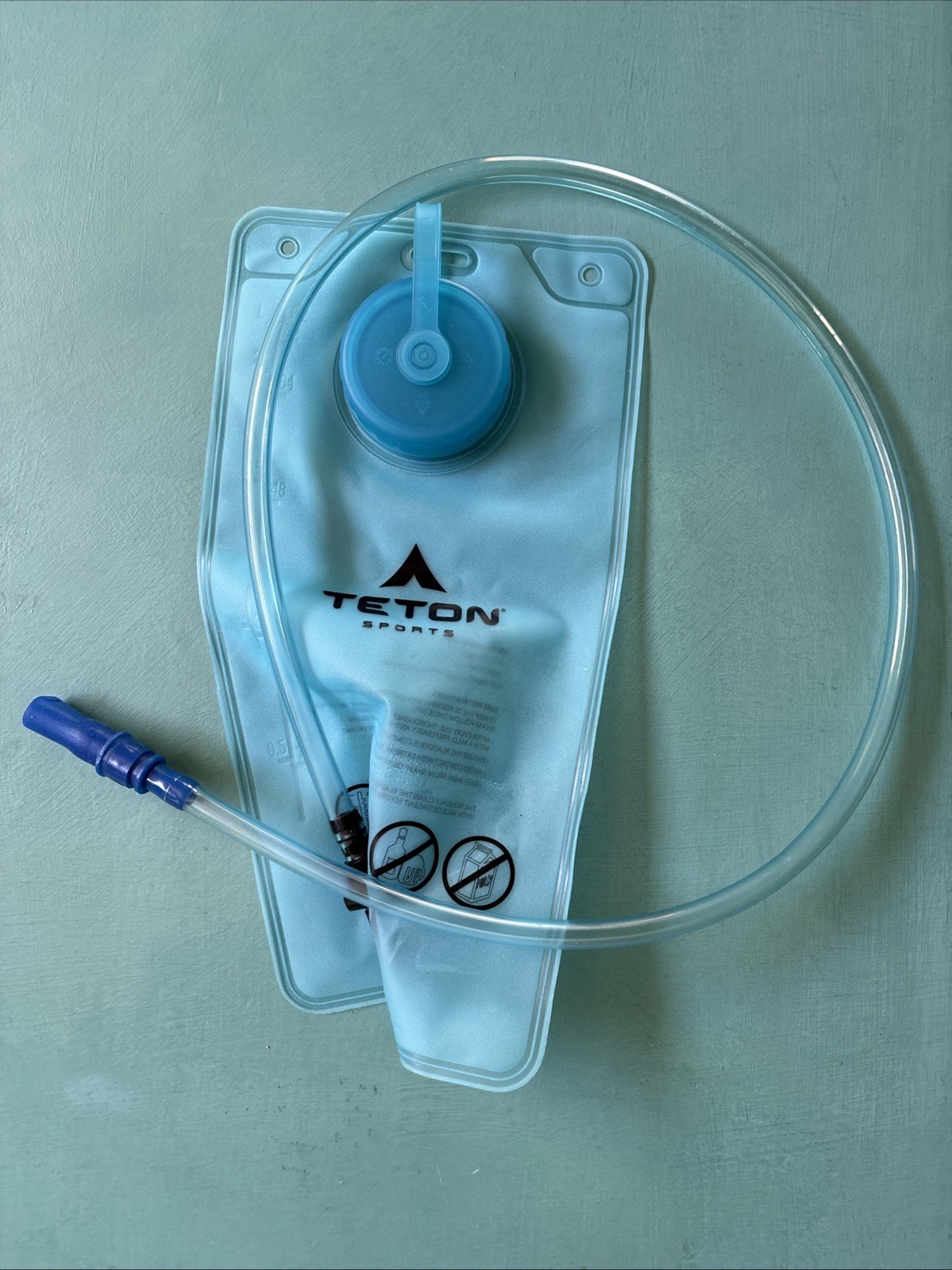 TETON Sports Hydration Bladder BPA Free Water Reservoir Easy Refill New 2L