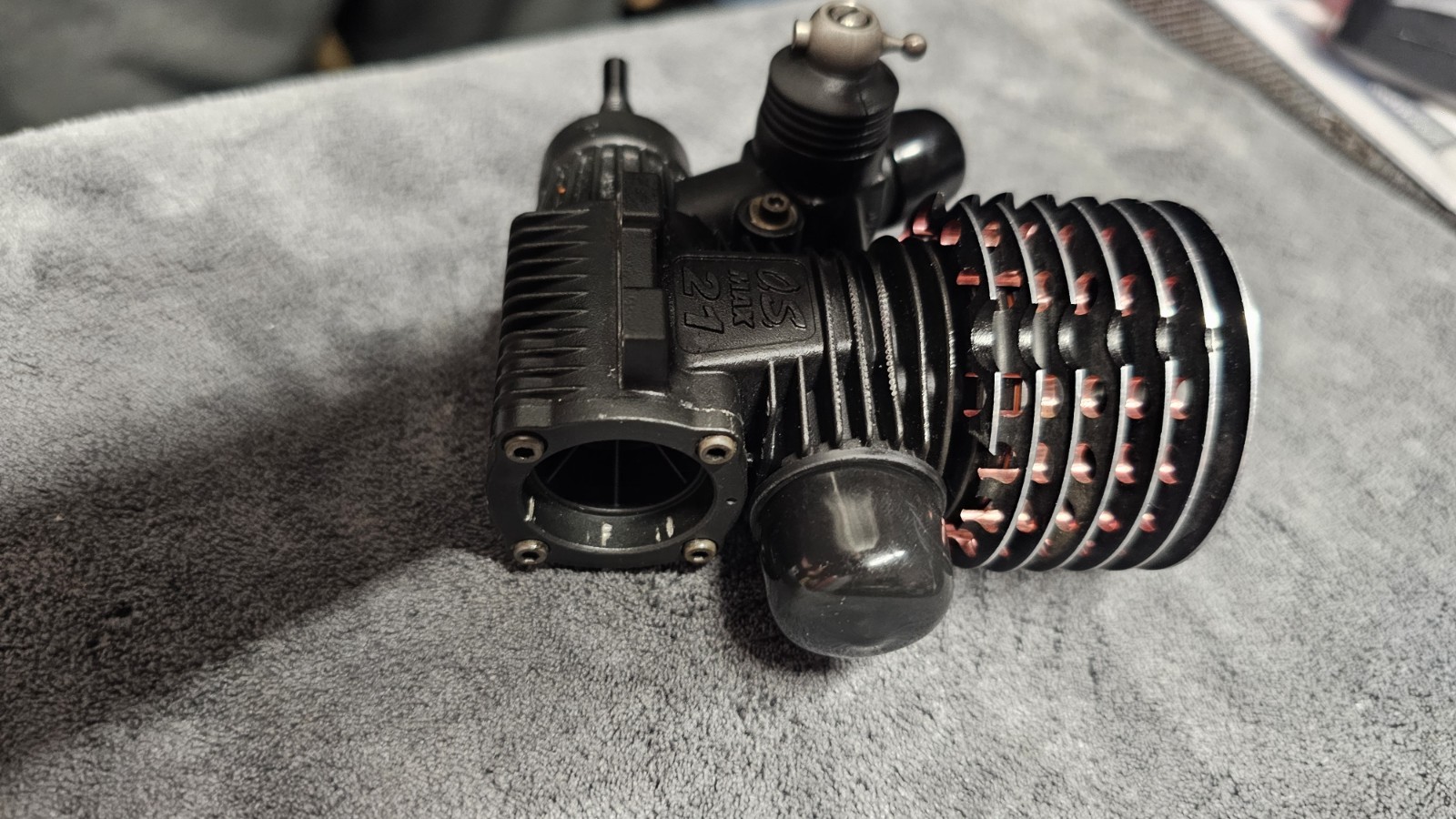 O.S. Engines R2104 Race Engine, Good Compression With Extra Glow Plugs