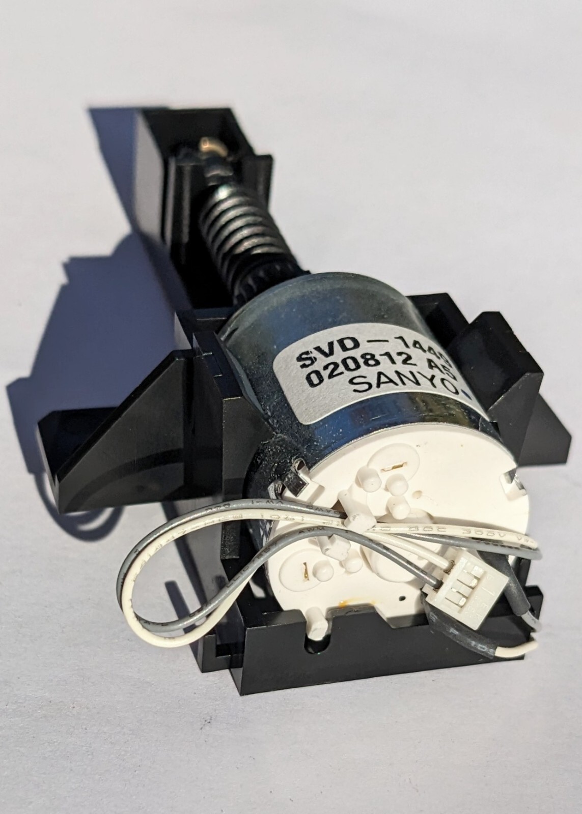 Sony A-8267-698-C Motor Assembly, LS (SVD-1449) for Sony UVW-1800, Betacam; NEW