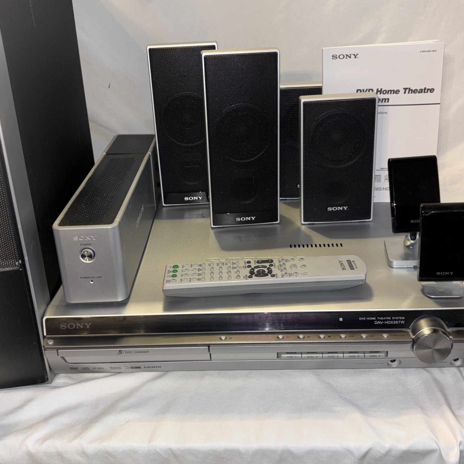 DVD Sony Surround Sound System 5 Disc Receiver Complete! DAV-HDX265