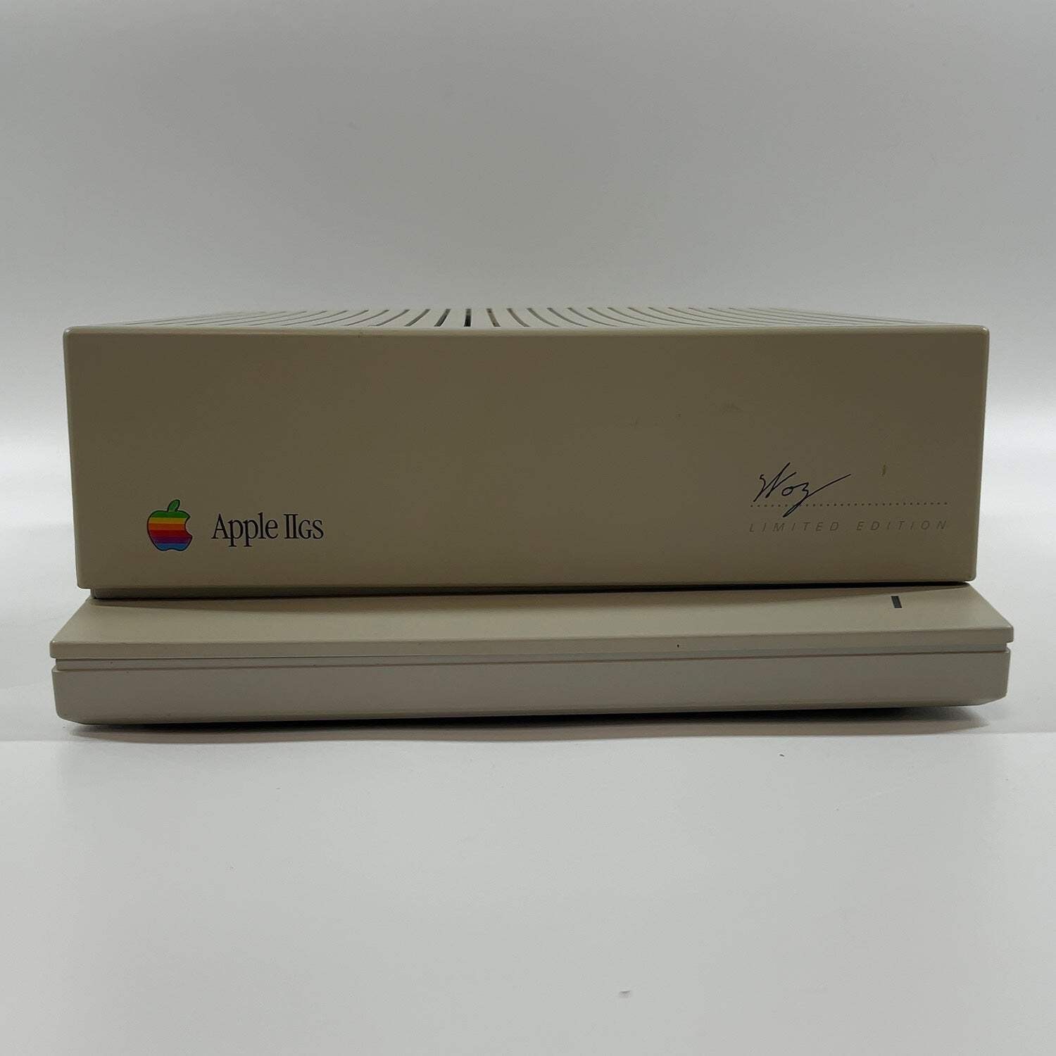 Apple IIGS Woz Edition Computer A2S6000