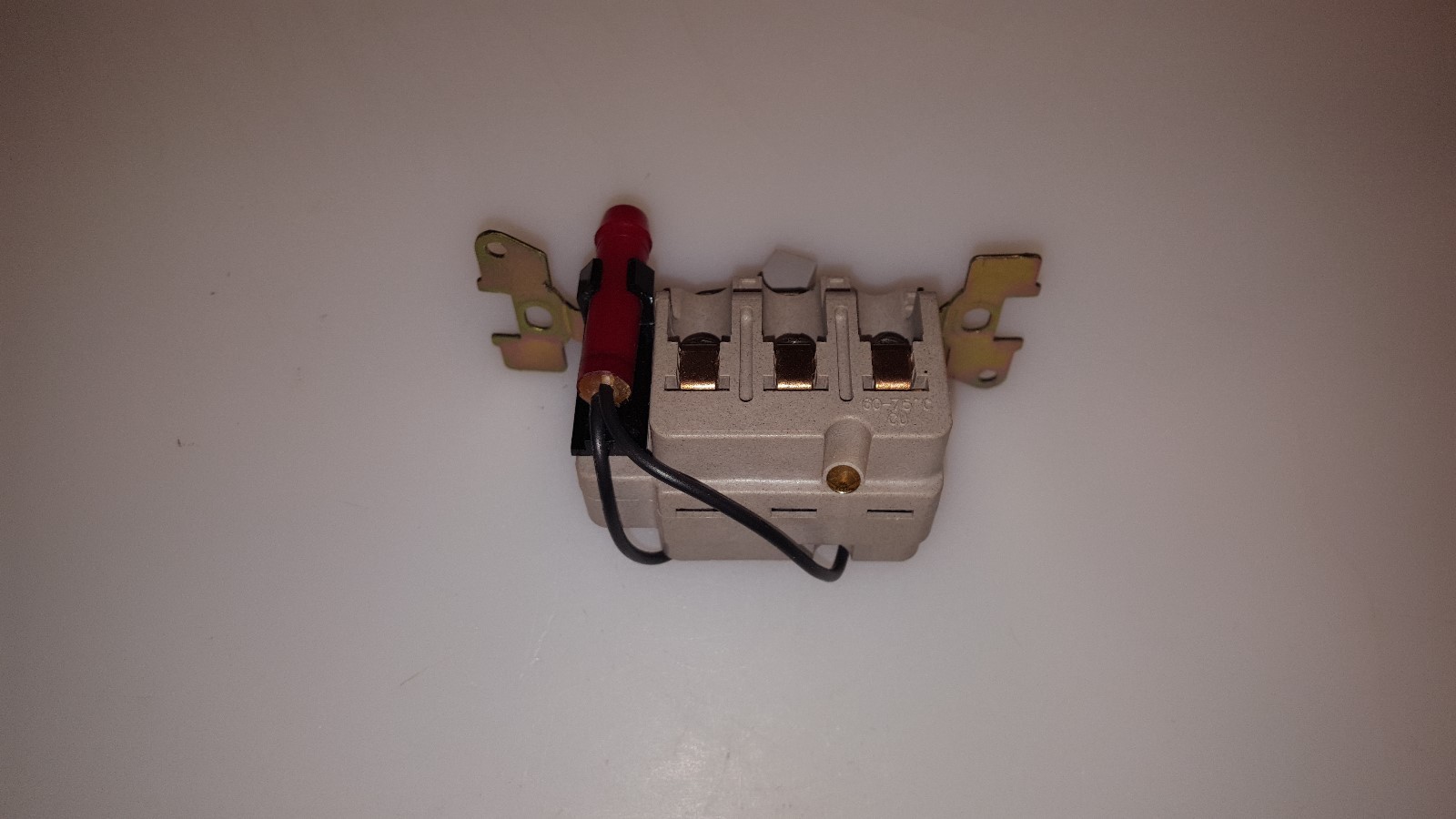SIEMENS MMSK02B MANUAL 3-POLE TOGGLE SWITCH 575VAC @ 3HP OPEN TYPE RED PILOT LT