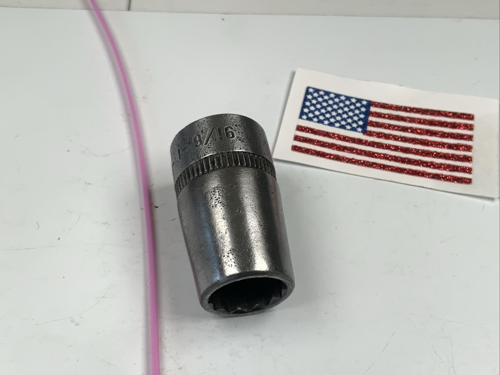 DURO-INDESTRO 1218, 9/16in.  1/2 Drive 12pt SAE Socket, USA Made  - Pink