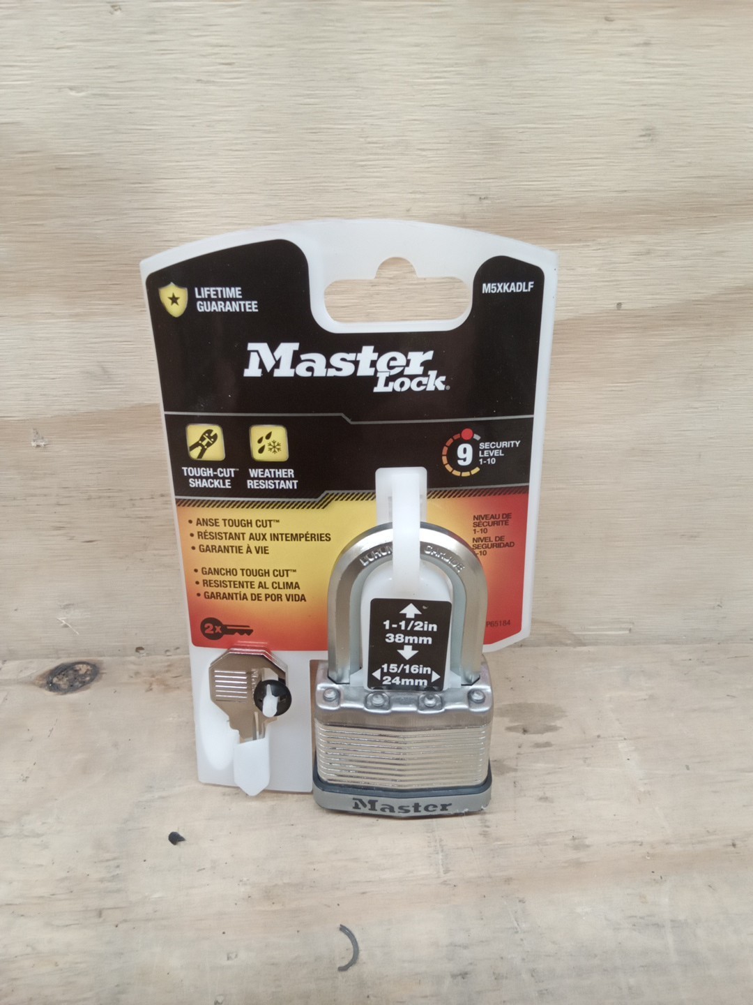 Master Lock Magnum M5XKADLF Laminated Steel 2" Padlock