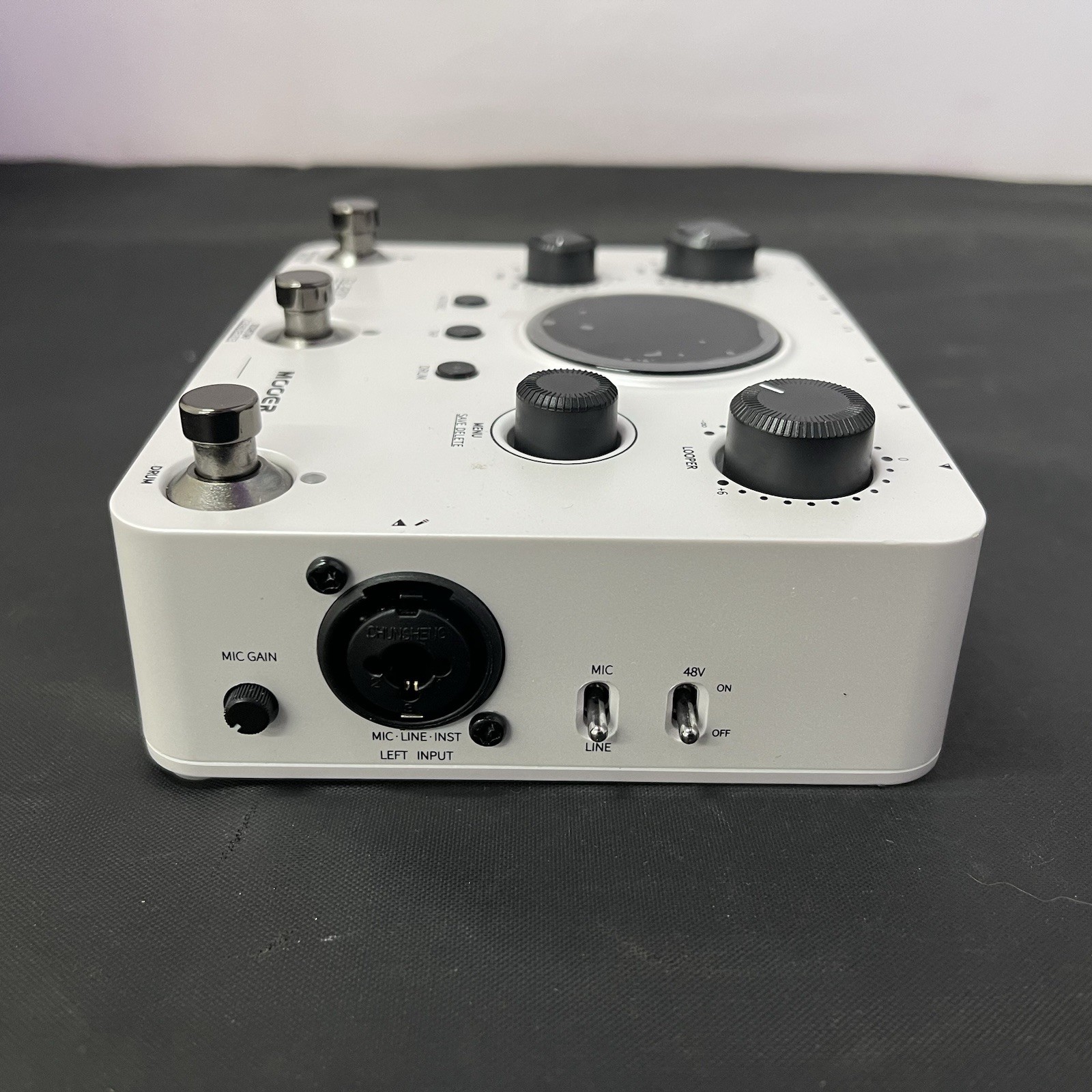 MOOER GL200 Groove Loop Series Phrase & Drum Station