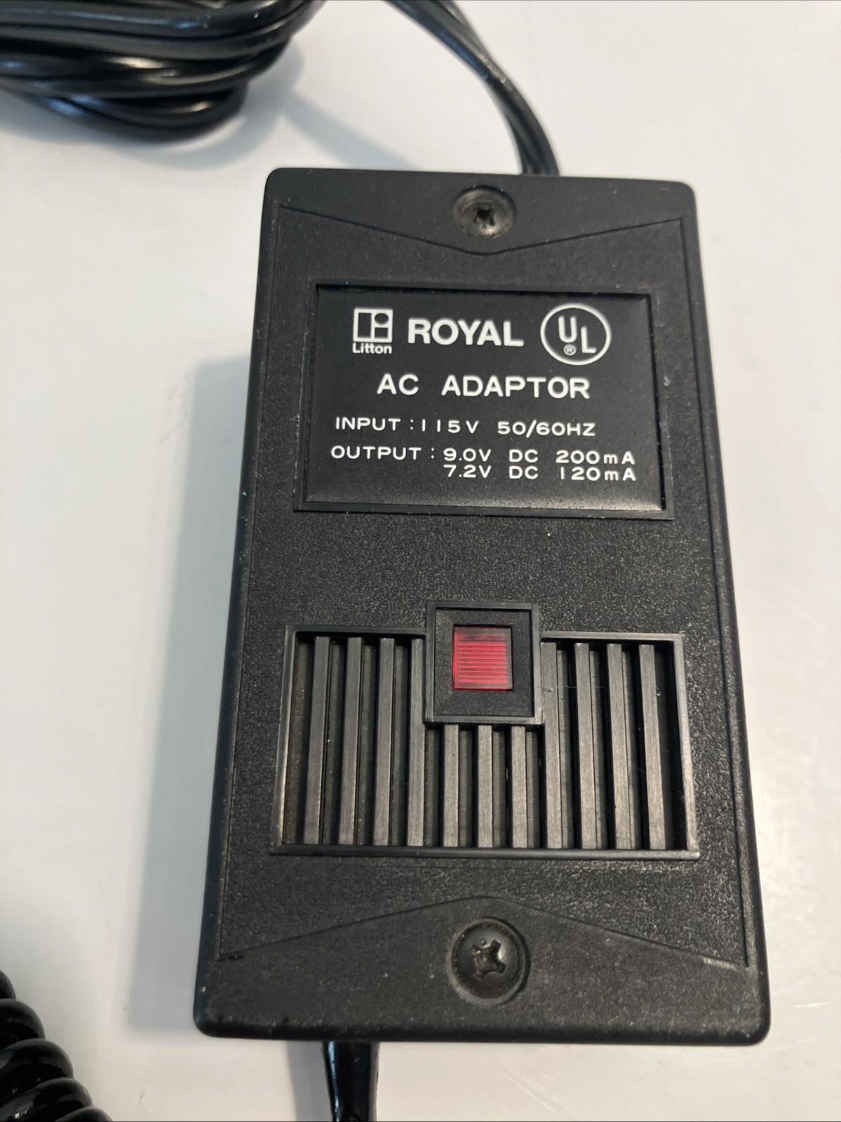 VTG Litton Royal Digital V Calculator w/Charger, Manual, Case RARE TESTED/WORKS!