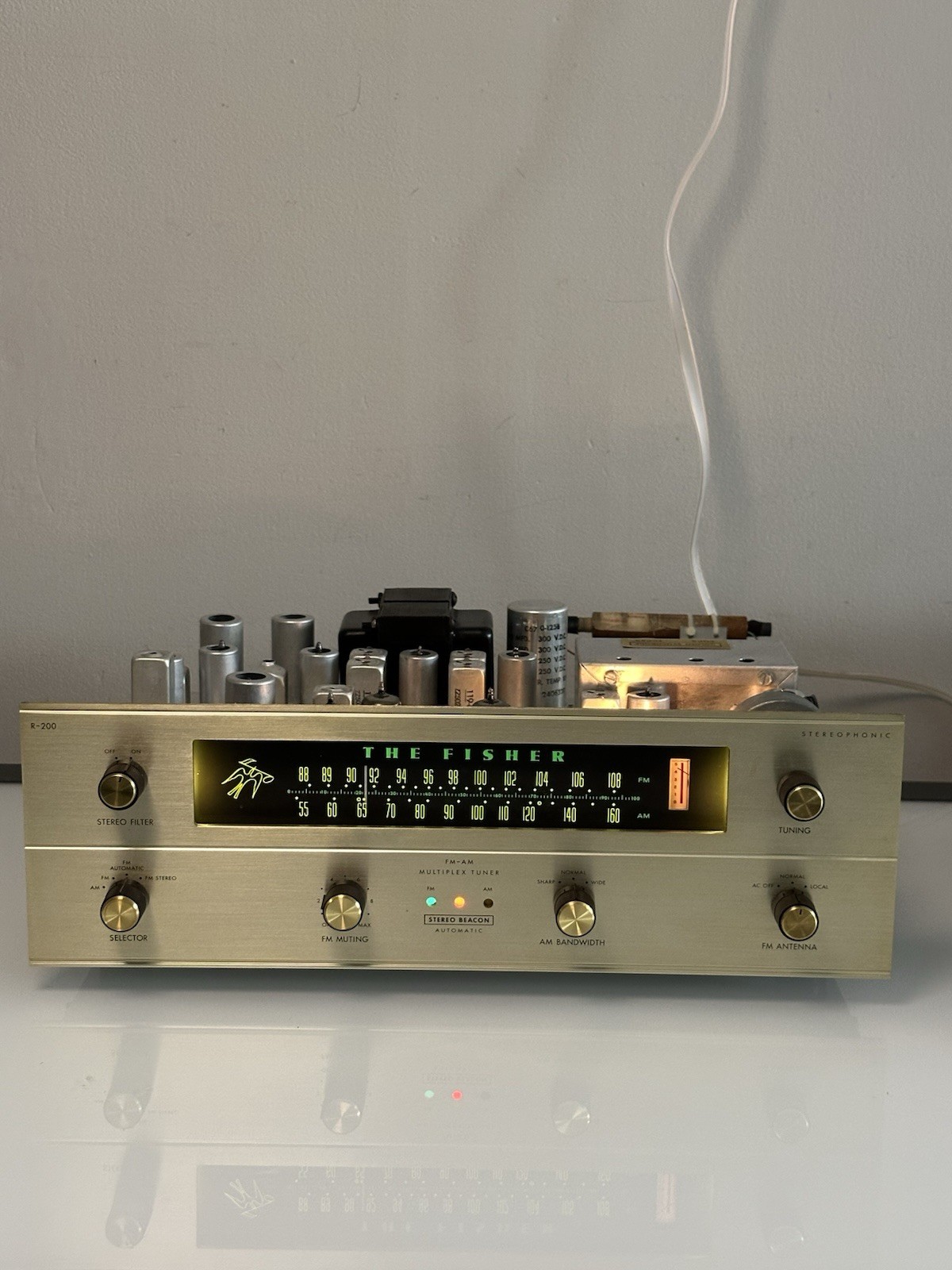 FISHER R 200 FM STEREO/AM TUBE TUNER  SERVICED +TELEFUNKEN TUBES +WIMA CAPS EX++