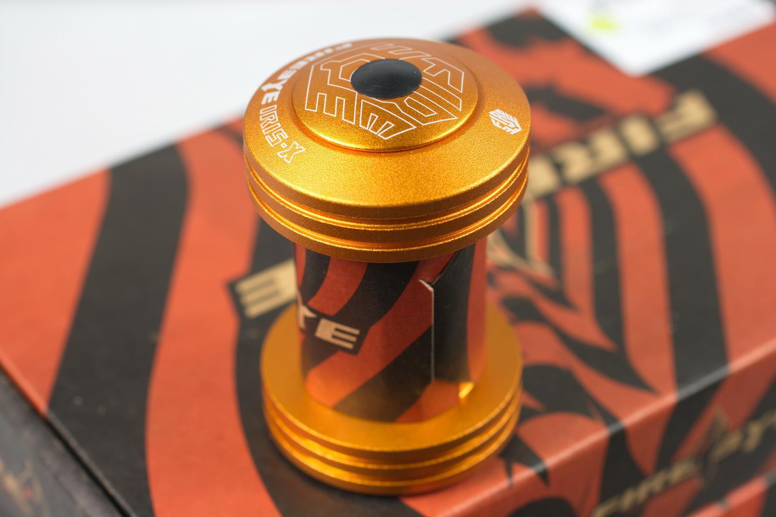FireEye IRIS-X 1-1/8" Threadless Headset Heavy Duty Gold