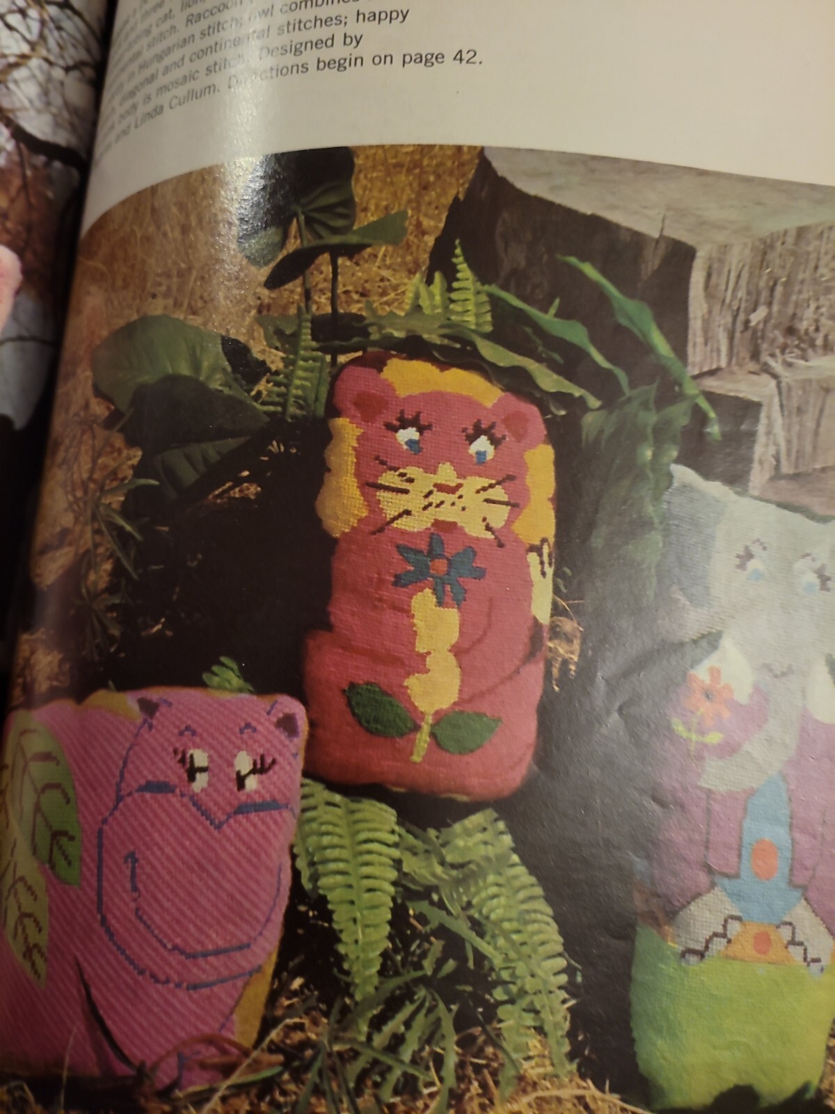 VINTAGE 1974 MCCALL'S NEEDWORK & CRAFTS NEEDLEPOINT VOLUME 3 B2