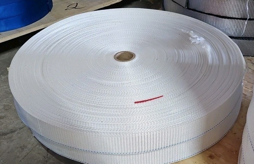 260' Roll of 2" White w/ One Blue Edge Tie Down Webbing w/ Splice(s) 2 Ava NEW!