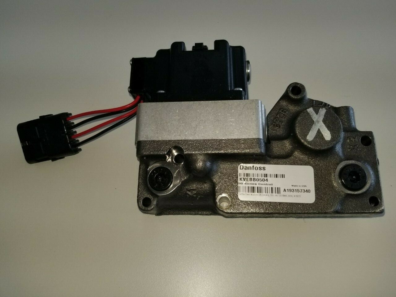 KVEBB0504 Danfoss SVC KIT-EDC , S90 55CC 8510114 DUAL COIL CONTROL Sauer Danfoss