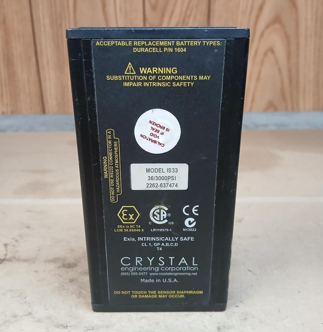 Crystal Engineering is33 Series Pressure Calibrator 36/3000 Psi