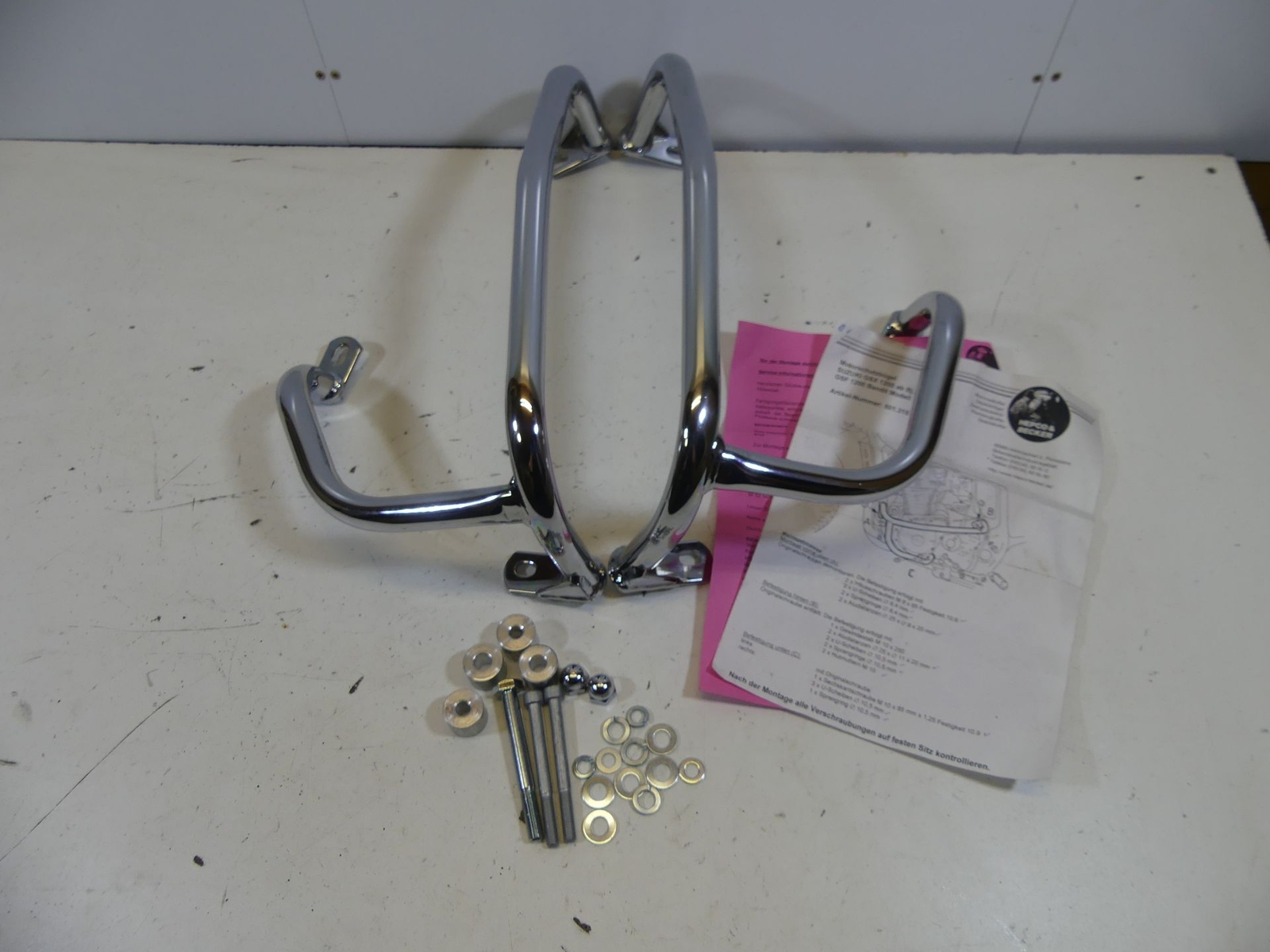 Suzuki GSF 1200 / GSX 1200 Hepco & Becker engine guard crash bar M00108