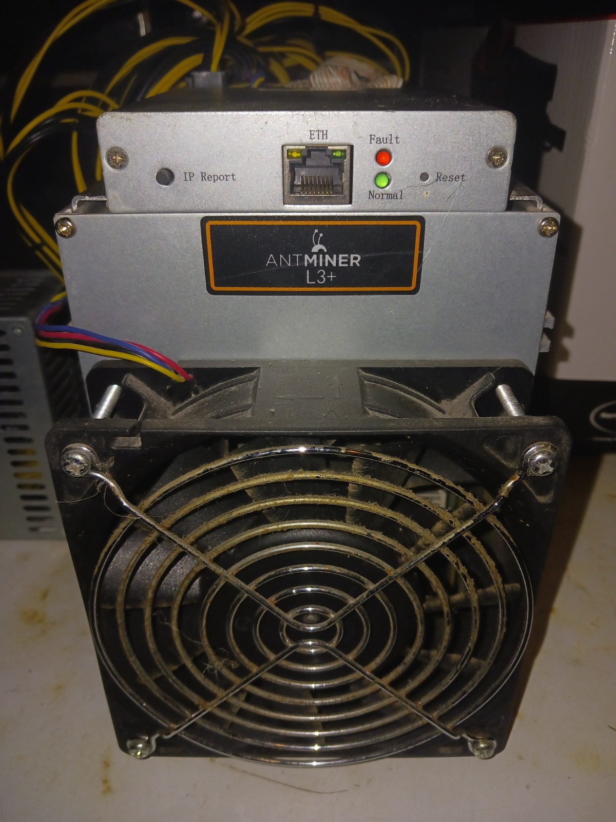 Bitmain Antminer L3+ (504Mh) Miner barely used.