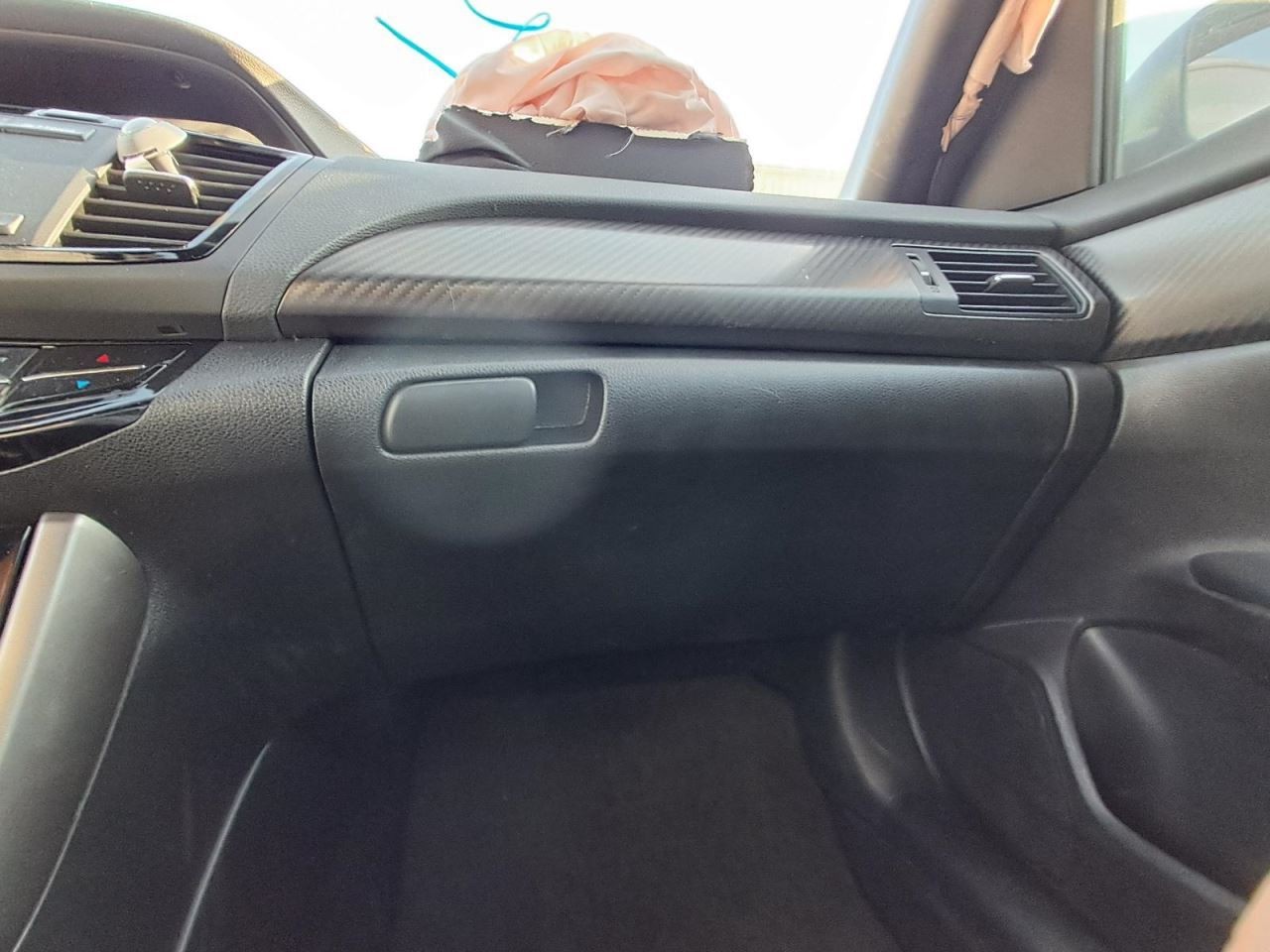 ACCORD    2017 Glove Box 4869999