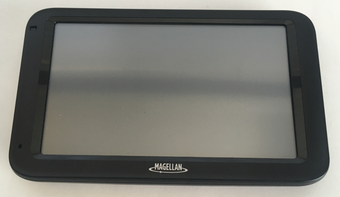 Magellan RoadMate 5236T-LM Touchscreen GPS Unit Only - No Charging Cable