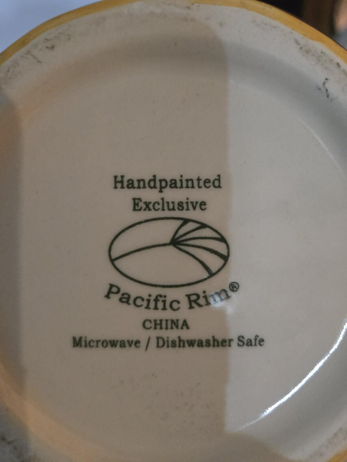 Pacific Rim Santa Fe Handled Basket