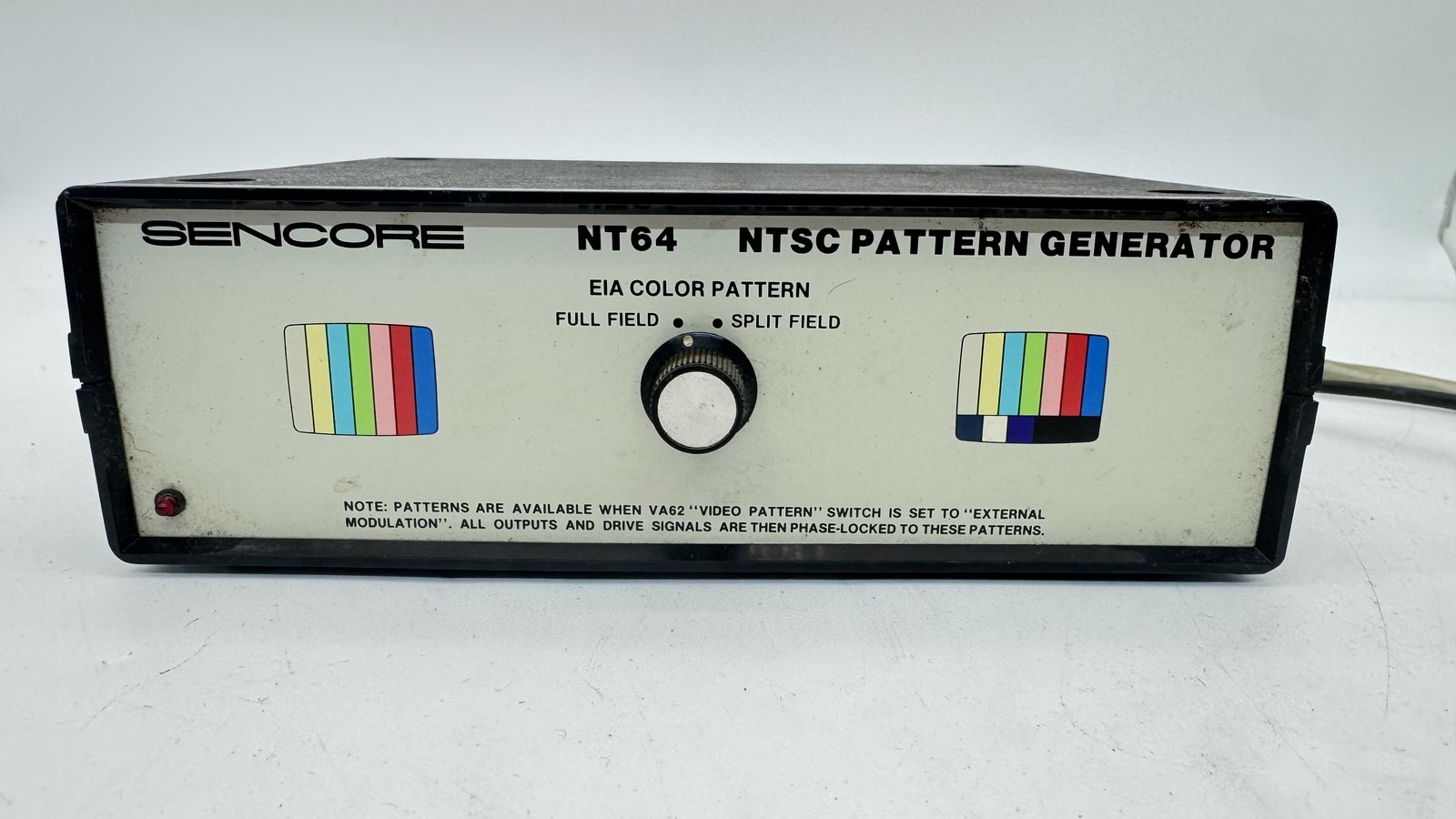 Sencore NT64 NTSC Pattern Generator EIA Color Pattern Test Equipment